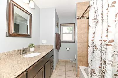 1648  Kuiper Ln, Racine, WI 53406 - Photo 18