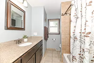 1648 Kuiper Ln, Racine, WI 53406 - Photo 18