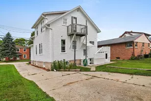 2215 11th St, Two Rivers, WI 54241 - Photo 26