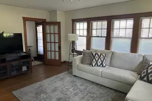 1131 S 84th St, West Allis, WI 53214 - Photo 8