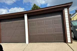 1131 S 84th St, West Allis, WI 53214 - Photo 22