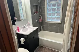 1131 S 84th St, West Allis, WI 53214 - Photo 6