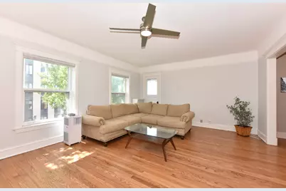 1714 E Kane Pl #L, Milwaukee, WI 53202 - Photo 6