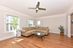 1714 E Kane Pl, Milwaukee, WI 53202 - Photo 6