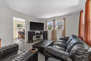 4445 Erie St, Racine, WI 53402 - Photo 6