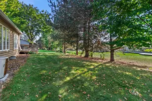 7727 W Maple Ridge Ct, Franklin, WI 53132 - Photo 22
