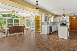 W234S5010 Woodchuck Ln, Waukesha, WI 53189 - Photo 12