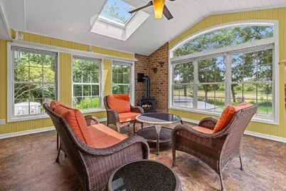 W234S5010  Woodchuck Ln, Waukesha, WI 53189 - Photo 26