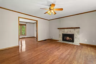 W234S5010  Woodchuck Ln, Waukesha, WI 53189 - Photo 14