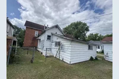 312 N Elm St, Endeavor, WI 53930 - Photo 2