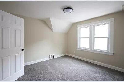 2447 S Burrell St, Milwaukee, WI 53207 - Photo 12