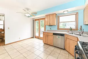 5412 S 14th St, Milwaukee, WI 53221 - Photo 12