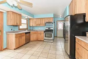 5412 S 14th St, Milwaukee, WI 53221 - Photo 10