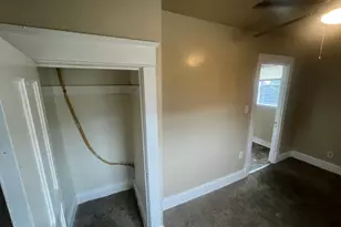 2555A N 16th St, Milwaukee, AZ 53206 - Photo 16