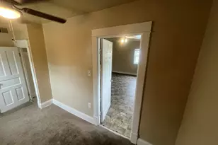2555A N 16th St, Milwaukee, AZ 53206 - Photo 12