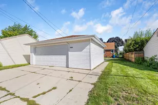 3907 E Holmes Ave, Cudahy, WI 53110 - Photo 16