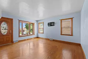 3907 E Holmes Ave, Cudahy, WI 53110 - Photo 4