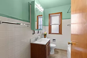 3907 E Holmes Ave, Cudahy, WI 53110 - Photo 10