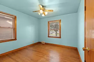 3907 E Holmes Ave, Cudahy, WI 53110 - Photo 8