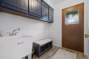4512 Pennington Ln, Racine, WI 53403 - Photo 20