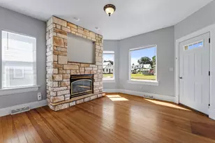 304 Jefferson St, Caledonia, MN 55921 - Photo 2