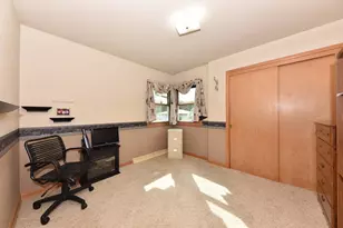 N56W15810 Bette Dr, Menomonee Falls, WI 53051 - Photo 18