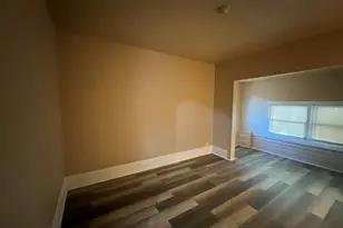 2555 N 16th St, Milwaukee, AZ 53206 - Photo 4