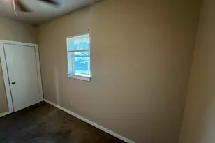 2555 N 16th St, Milwaukee, AZ 53206 - Photo 32