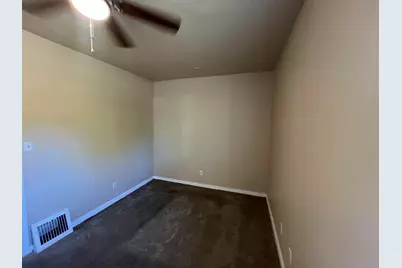 2555 N 16th St, Milwaukee, AZ 53206 - Photo 58