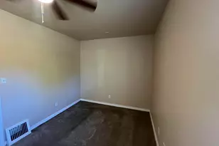 2555 N 16th St, Milwaukee, AZ 53206 - Photo 58