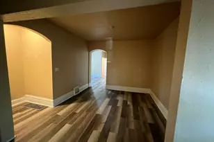 2555 N 16th St, Milwaukee, AZ 53206 - Photo 12