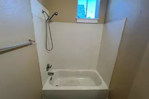 2555 N 16th St, Milwaukee, AZ 53206 - Photo 24