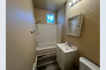 2555 N 16th St, Milwaukee, AZ 53206 - Photo 22