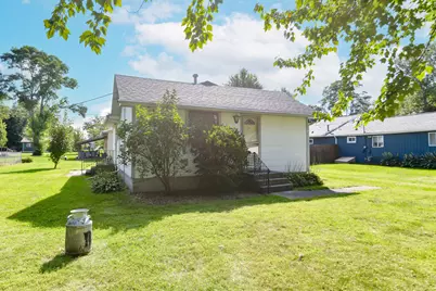 2812  Darlington St, Delavan, WI 53115 - Photo 4