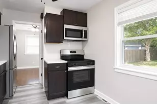 2750 N 61st St, Milwaukee, WI 53210 - Photo 8