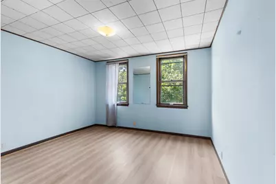 2222 S 30th St, Milwaukee, WI 53215 - Photo 10