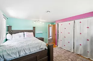 2100 S Woodshire Dr, New Berlin, WI 53151 - Photo 22