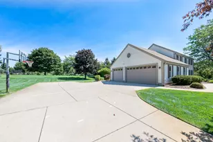 W328N3834 Range Woods Dr, Nashotah, WI 53058 - Photo 46