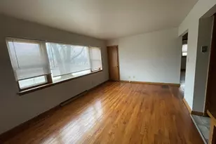 8305 W Morgan Ave, Milwaukee, WI 53220 - Photo 6