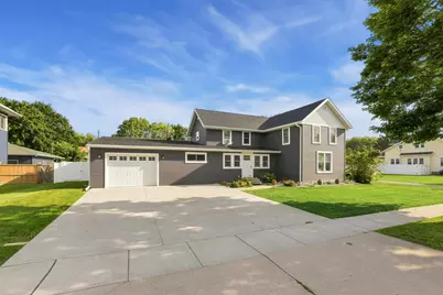 356  Hamilton St, West Salem, WI 54669 - Photo 4