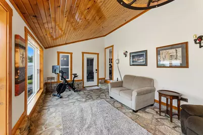 356  Hamilton St, West Salem, WI 54669 - Photo 22