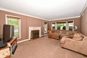 2202 Lefeber Ave, Wauwatosa, WI 53213 - Photo 4