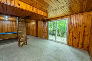 2421 Skyline Dr, West Bend, WI 53090 - Photo 38