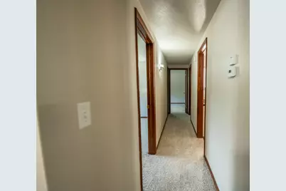 2421  Skyline Dr, West Bend, WI 53090 - Photo 18