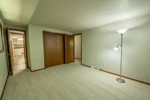 2421 Skyline Dr, West Bend, WI 53090 - Photo 22