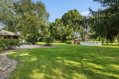 N95W25161  Whitewater Dr, Lisbon, WI 53017 - Photo 4