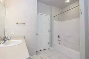18235 W Wisconsin Ave, Brookfield, WI 53045 - Photo 30