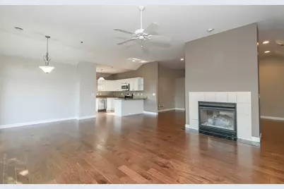 18235 W Wisconsin Ave, Brookfield, WI 53045 - Photo 12