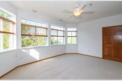 18235 W Wisconsin Ave, Brookfield, WI 53045 - Photo 34