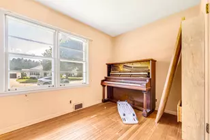 516 N Washington St, Elkhorn, WI 53121 - Photo 16